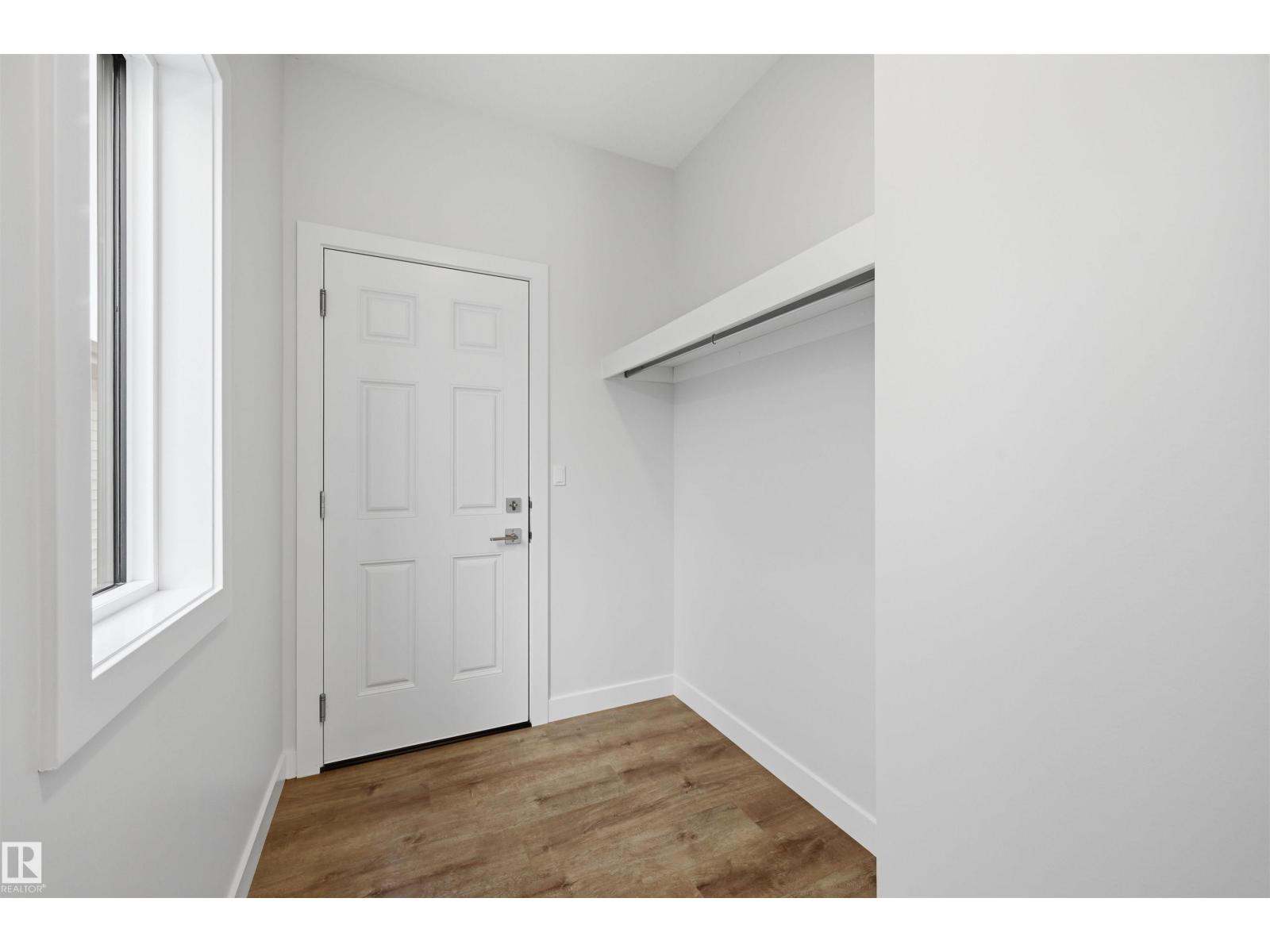 911 18 AV NW - Image 17