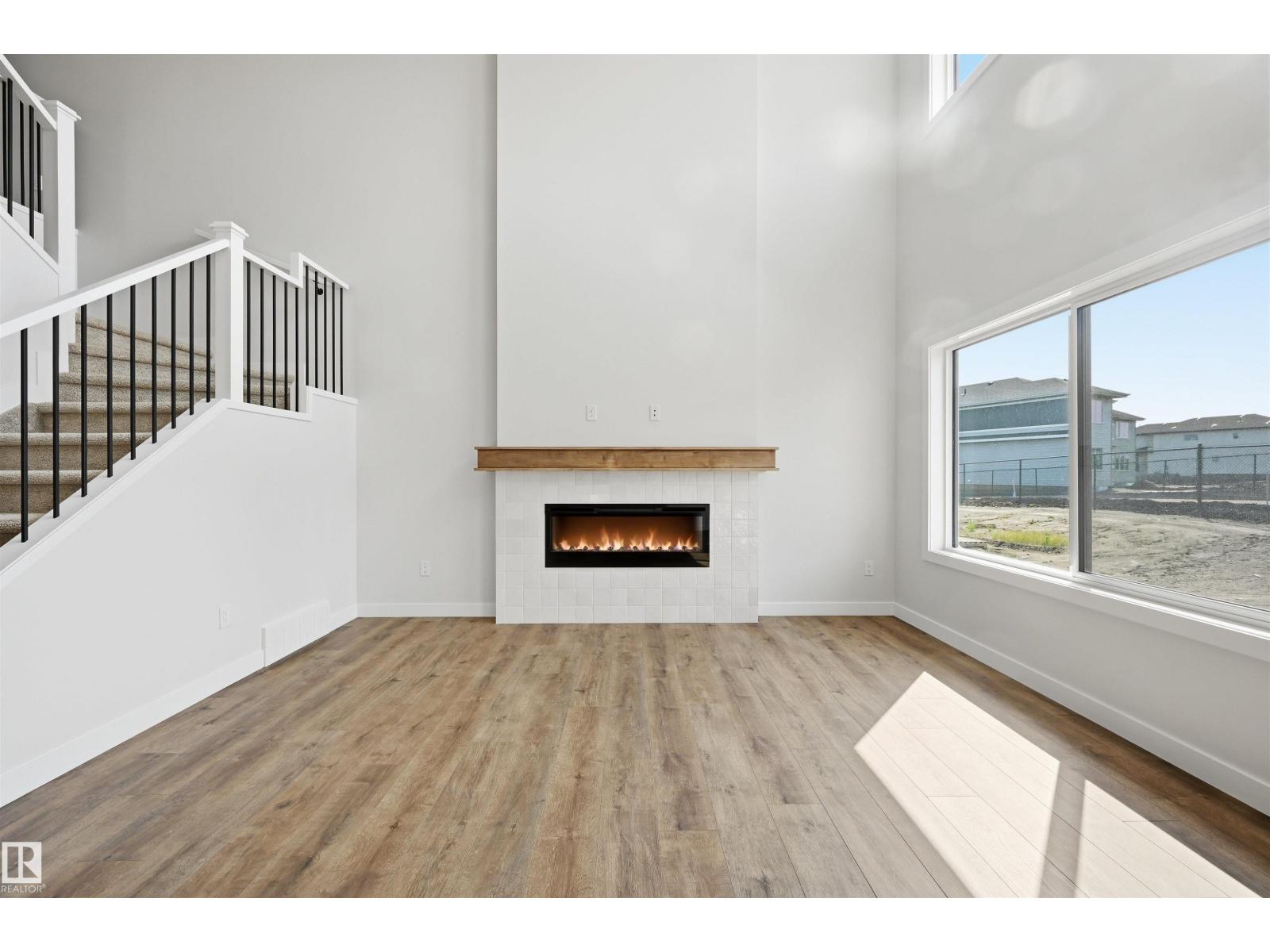 911 18 AV NW - 21
