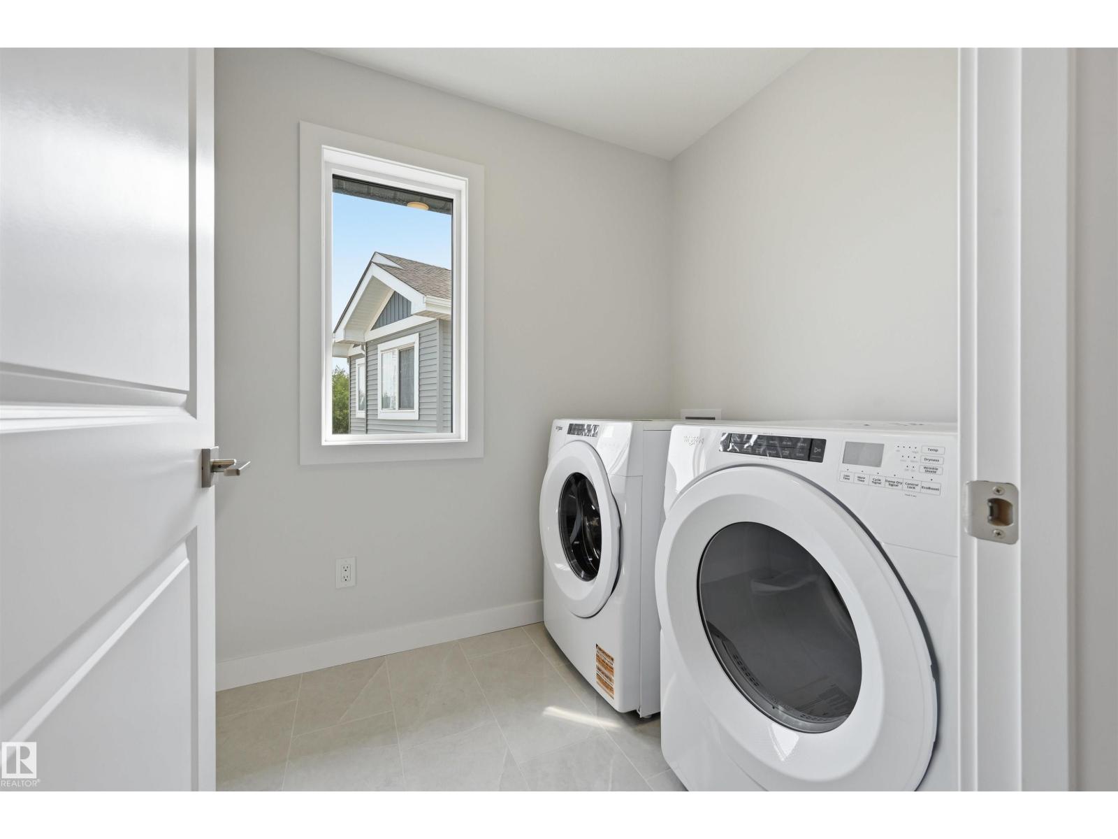 911 18 AV NW - Image 46