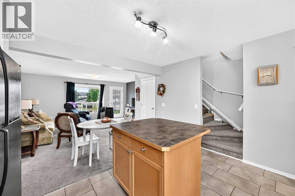 #802 140 Sagewood Boulevard SW - 11