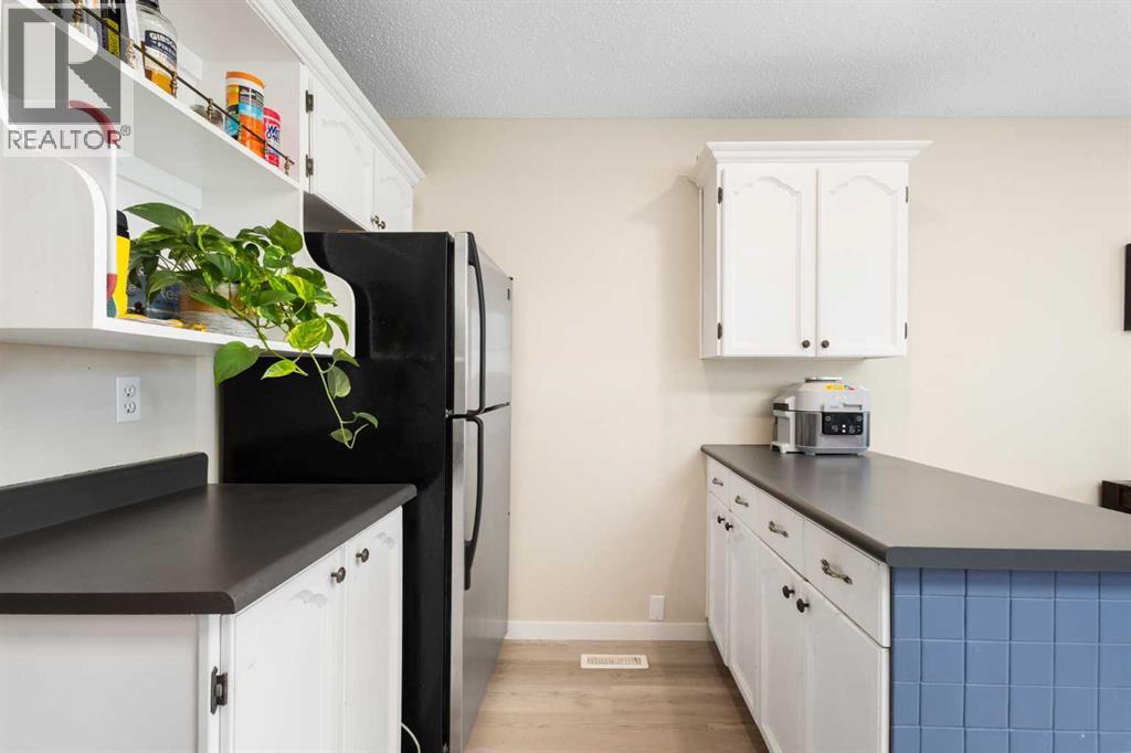 14904 1 Street SE - 10