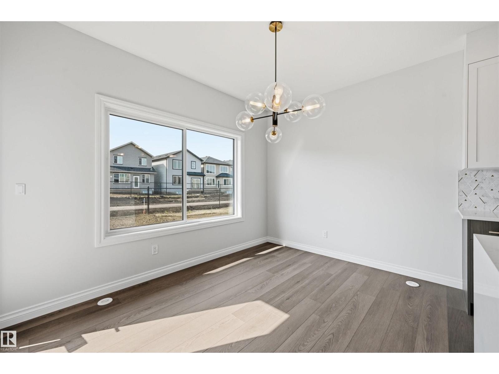 935 18 AV NW - 13