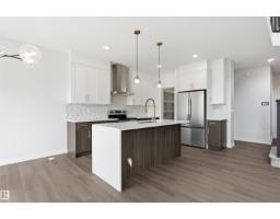 935 18 Av Nw, Edmonton, AB T6T2X3 Photo 11