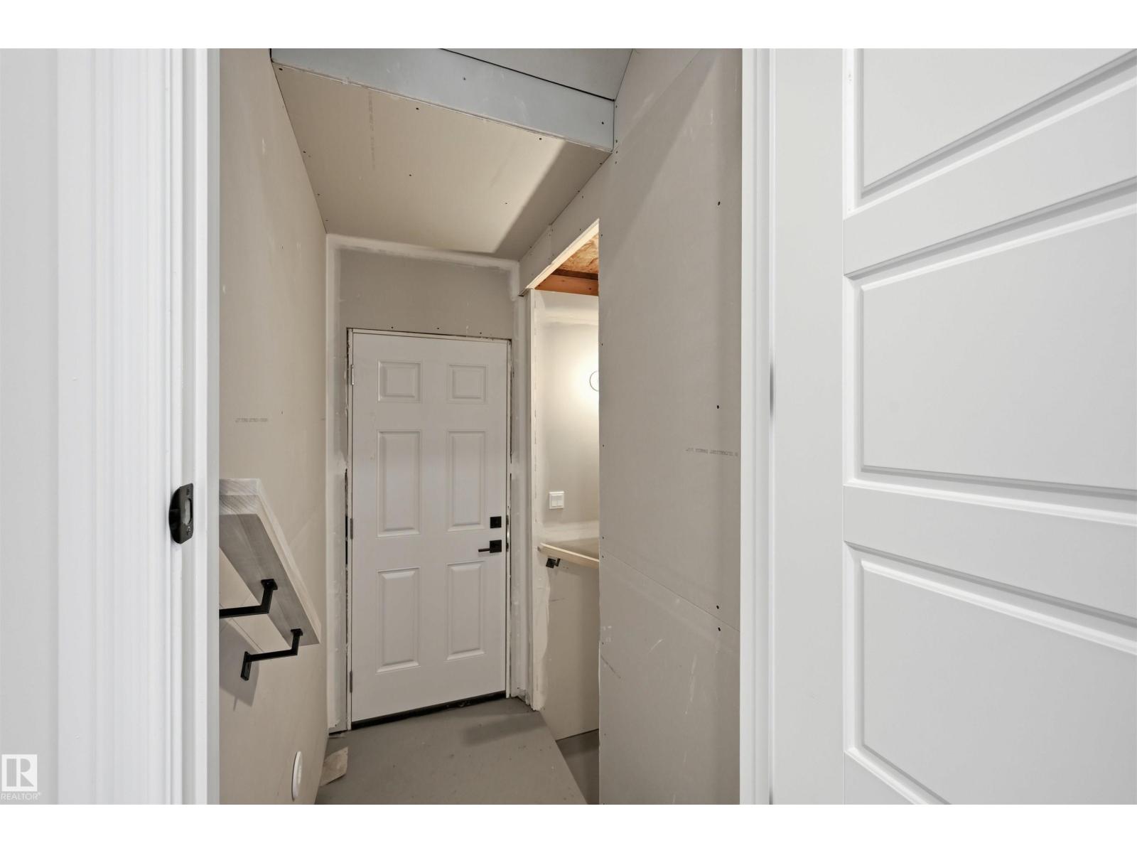 935 18 AV NW - 49