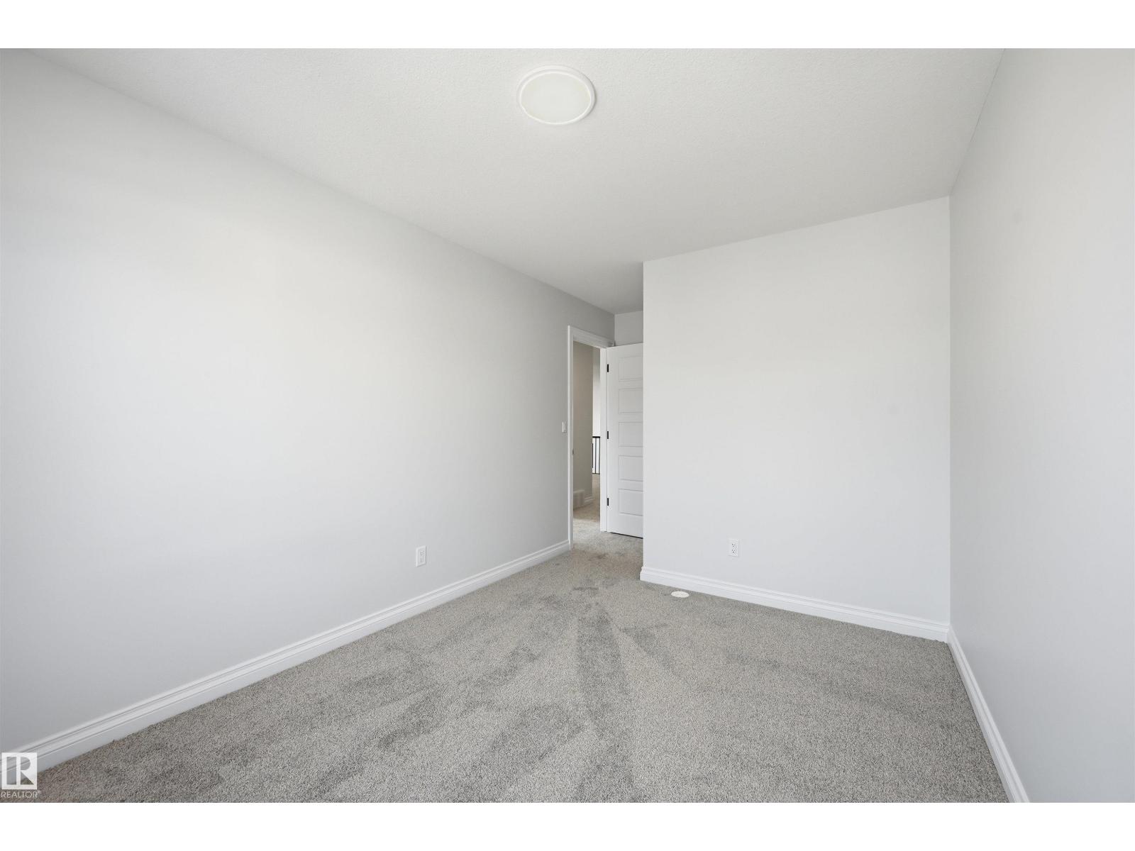 935 18 AV NW - 46