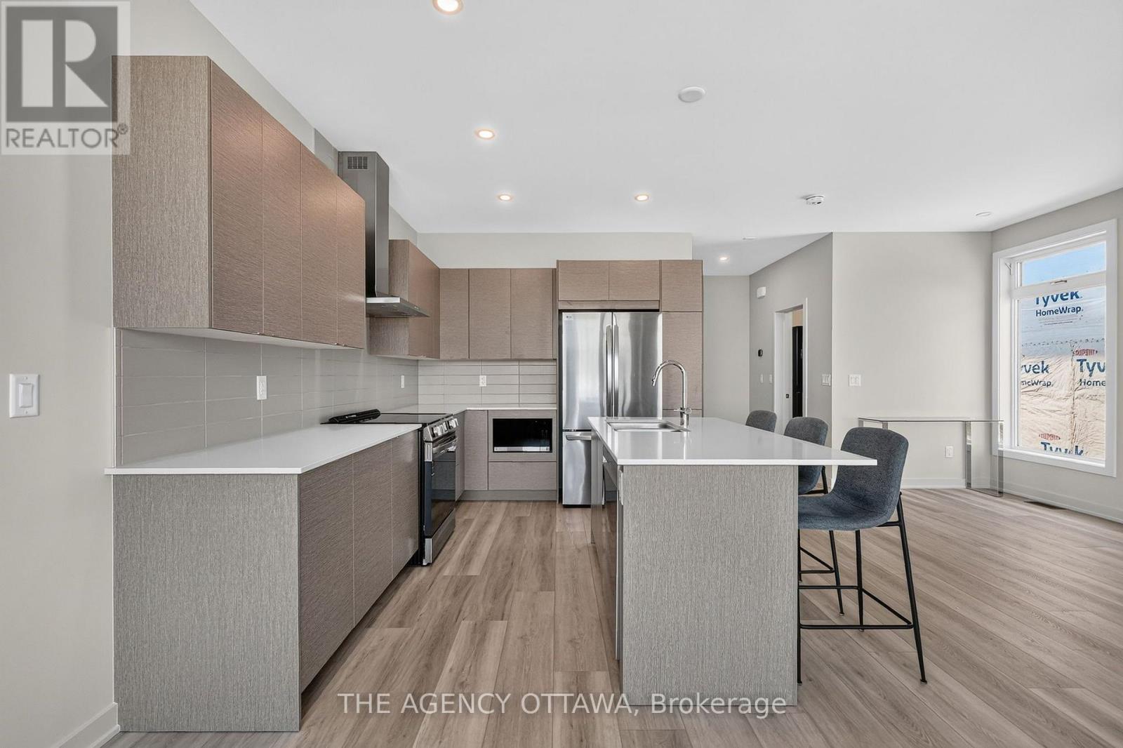 3007 SHOWCASE CRESCENT - 11