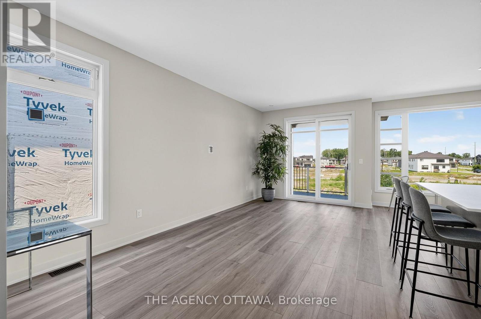 3007 SHOWCASE CRESCENT - 22