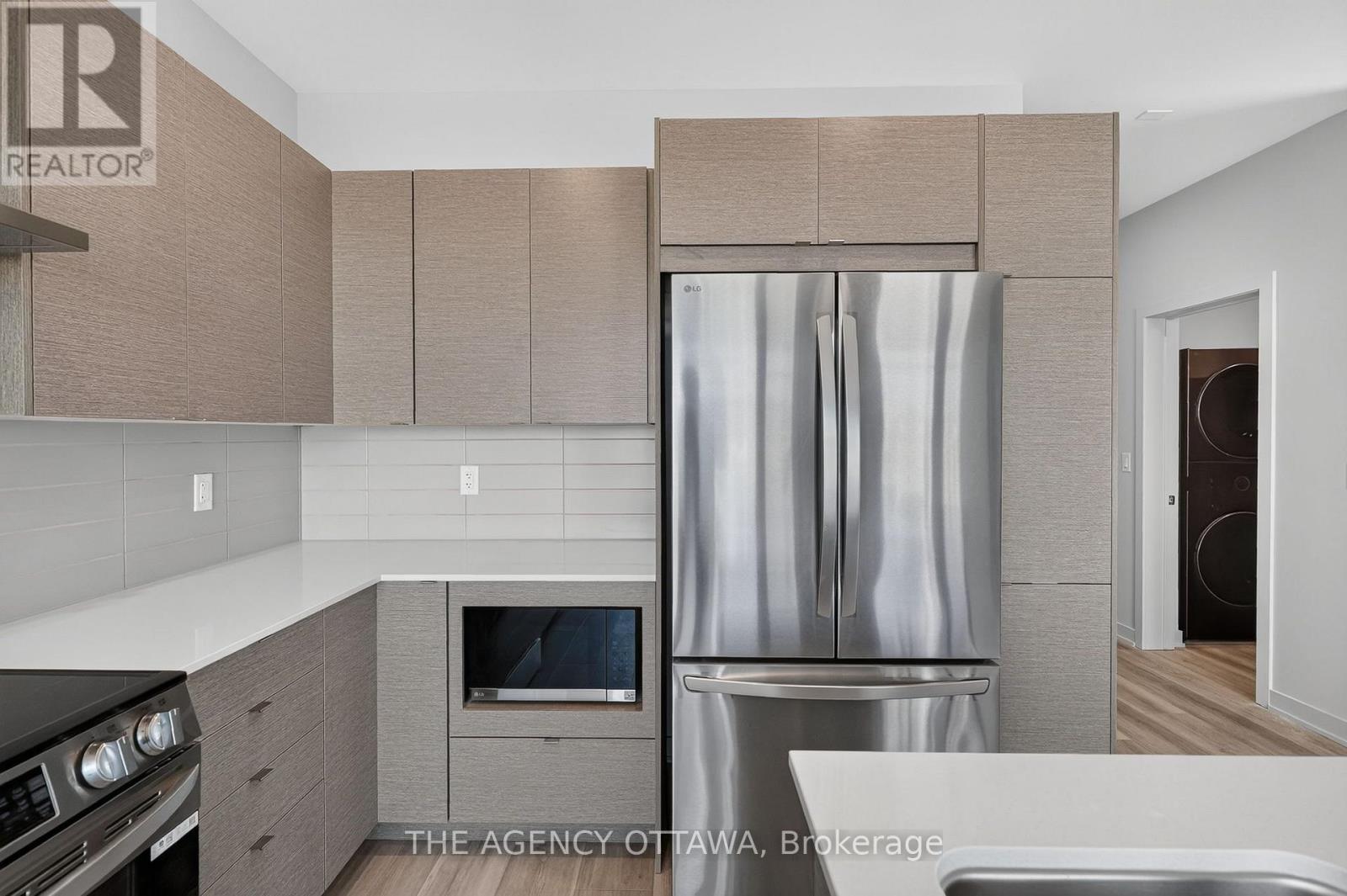 3007 SHOWCASE CRESCENT - 9