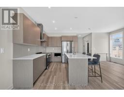 3007 Showcase Crescent, Ottawa, ON K4M0R9 Photo 11