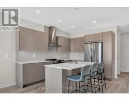 3007 Showcase Crescent, Ottawa, ON K4M0R9 Photo 12