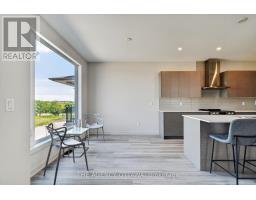 3007 Showcase Crescent, Ottawa, ON K4M0R9 Photo 13