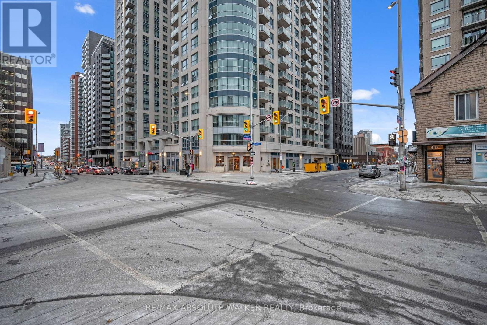 1 Bed, 1 Bath House for Sale in Ottawa – 1003 – 195 BESSERER STREET, Ottawa – MLS# X13653160 - Image 32