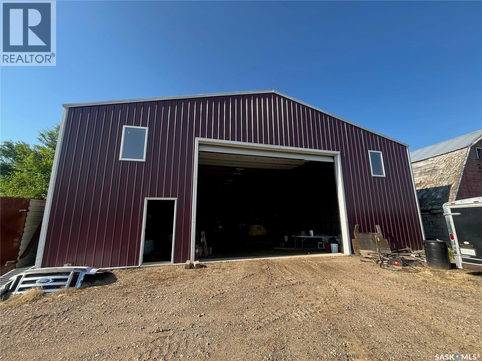 McFall Acreage, Enniskillen Rm No. 3 — photo 3