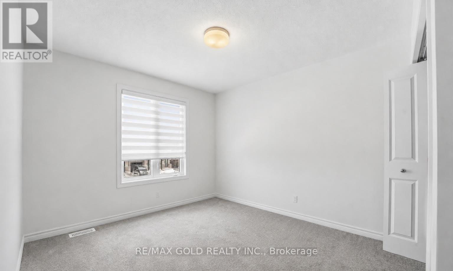 4 Bed, 3 Bath House for Sale in Ottawa – 36 JARGEAU ROAD S, Ottawa – MLS# X13653162 - Image 10