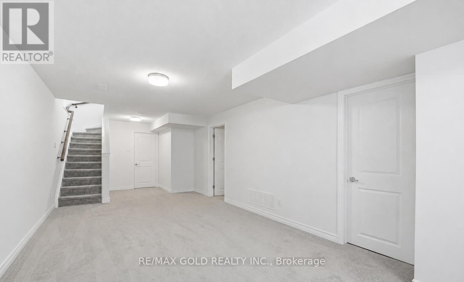 4 Bed, 3 Bath House for Sale in Ottawa – 36 JARGEAU ROAD S, Ottawa – MLS# X13653162 - Image 11