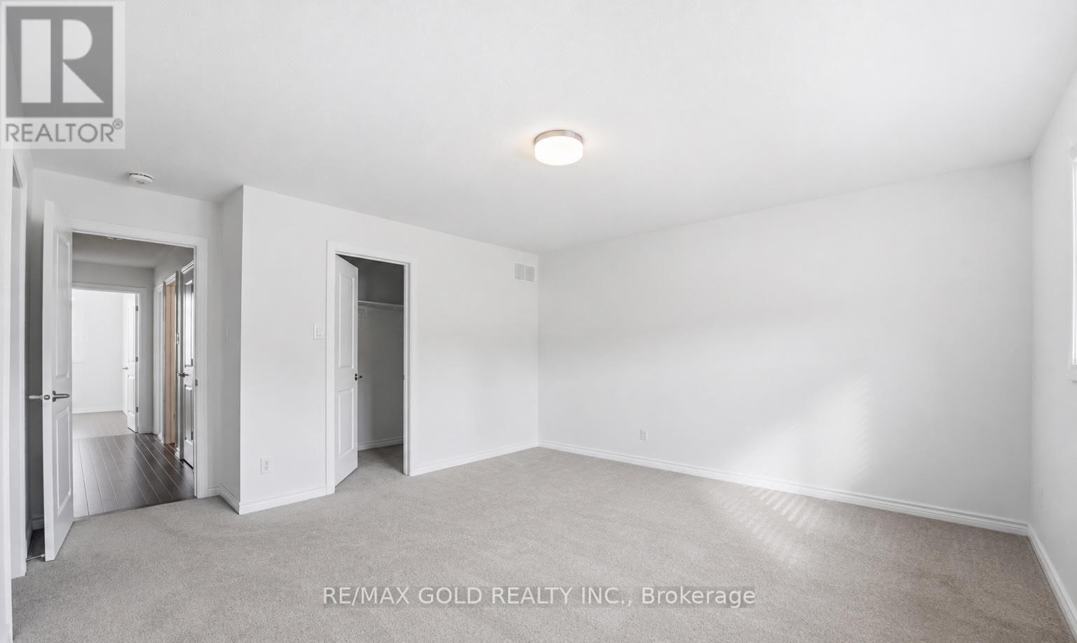 36 JARGEAU ROAD S - 9