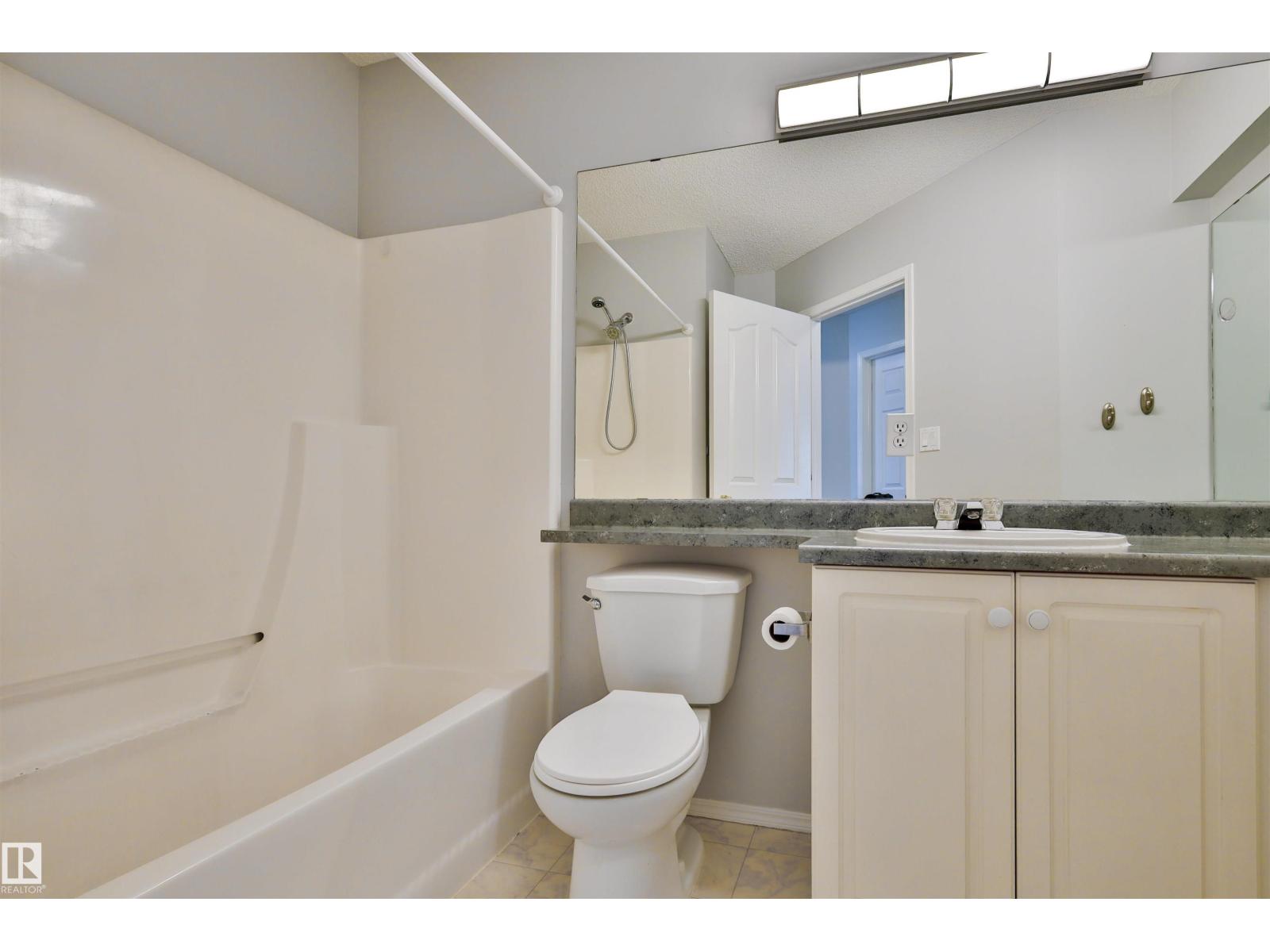 15529 95 Avenue NW - Photo 15