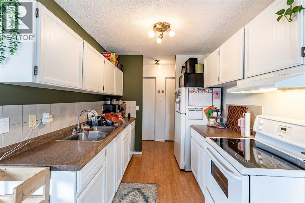 #206 663 12 Street NW - Image 8