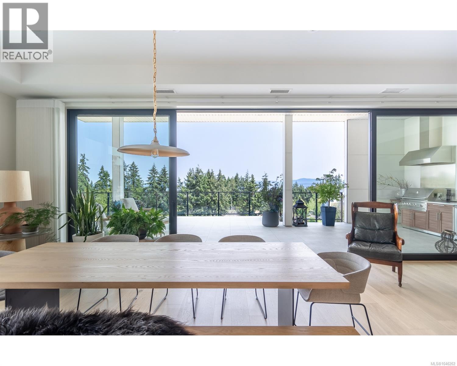 602 685 BERWICK Rd S, Qualicum Beach — photo 3