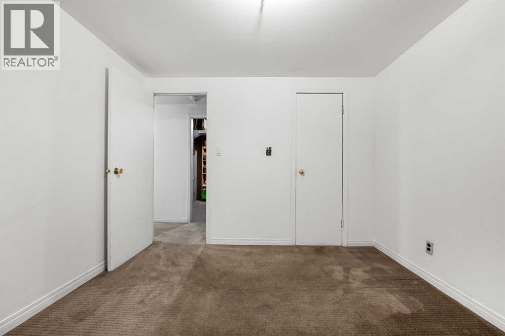 43 Lake Sylvan Close SE - Image 32