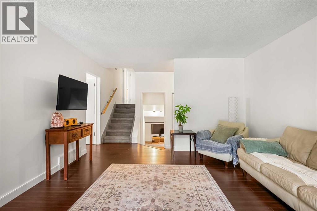 43 Lake Sylvan Close SE - Image 5