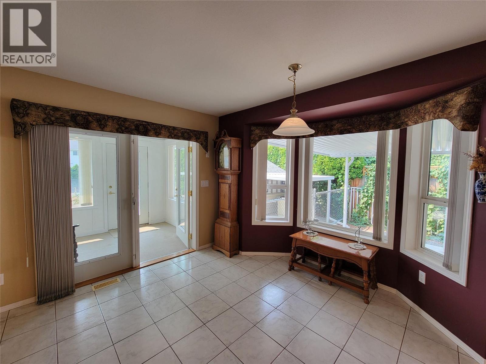  423 Vanderlinde Drive, Keremeos