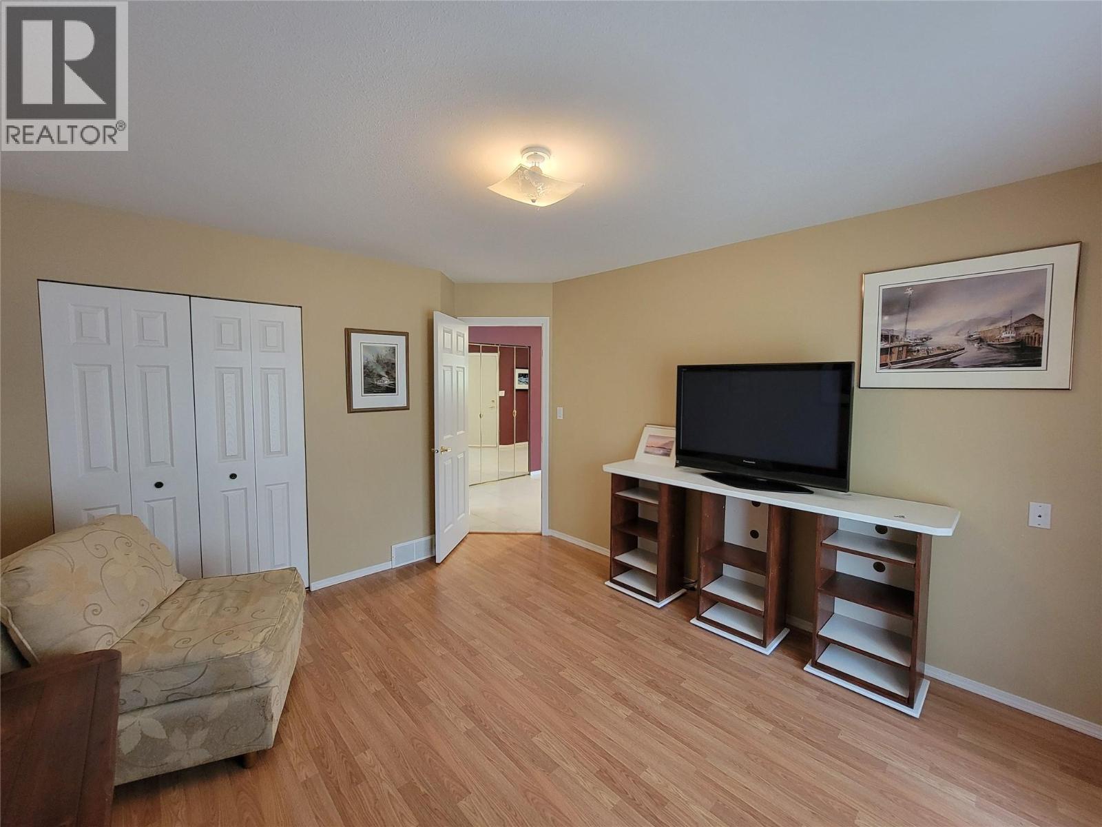  423 Vanderlinde Drive, Keremeos