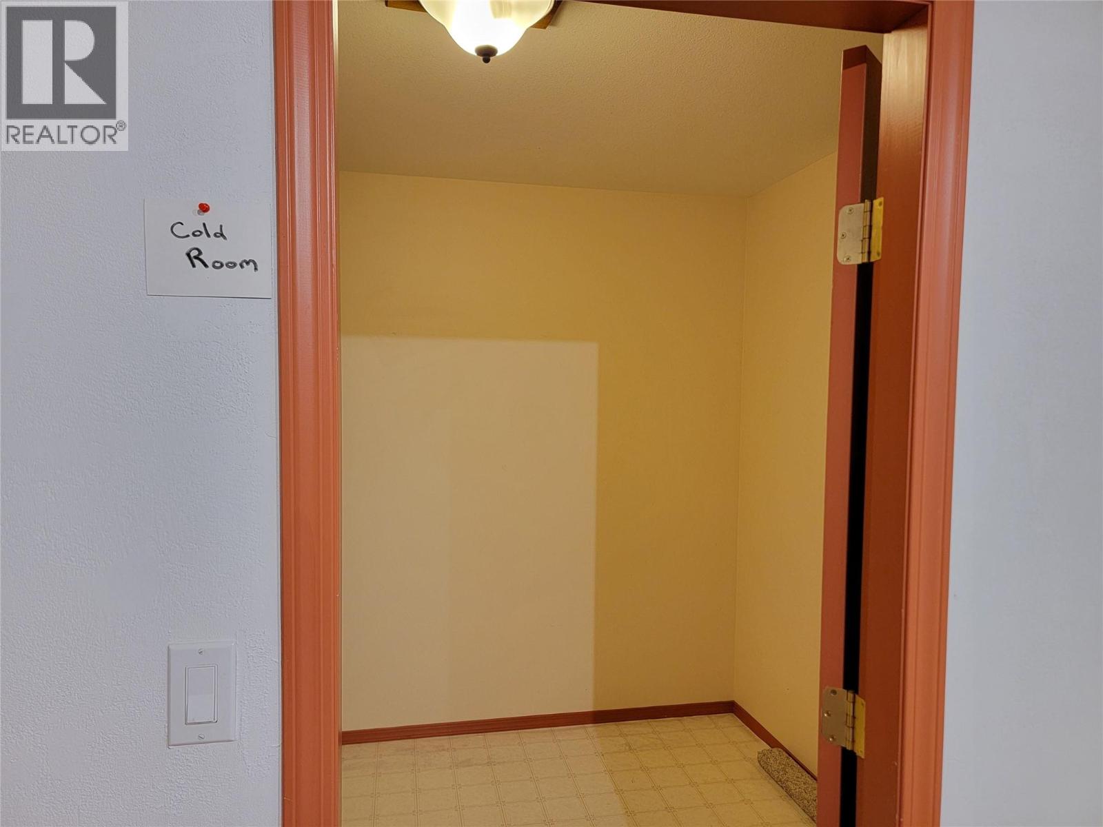  423 Vanderlinde Drive, Keremeos