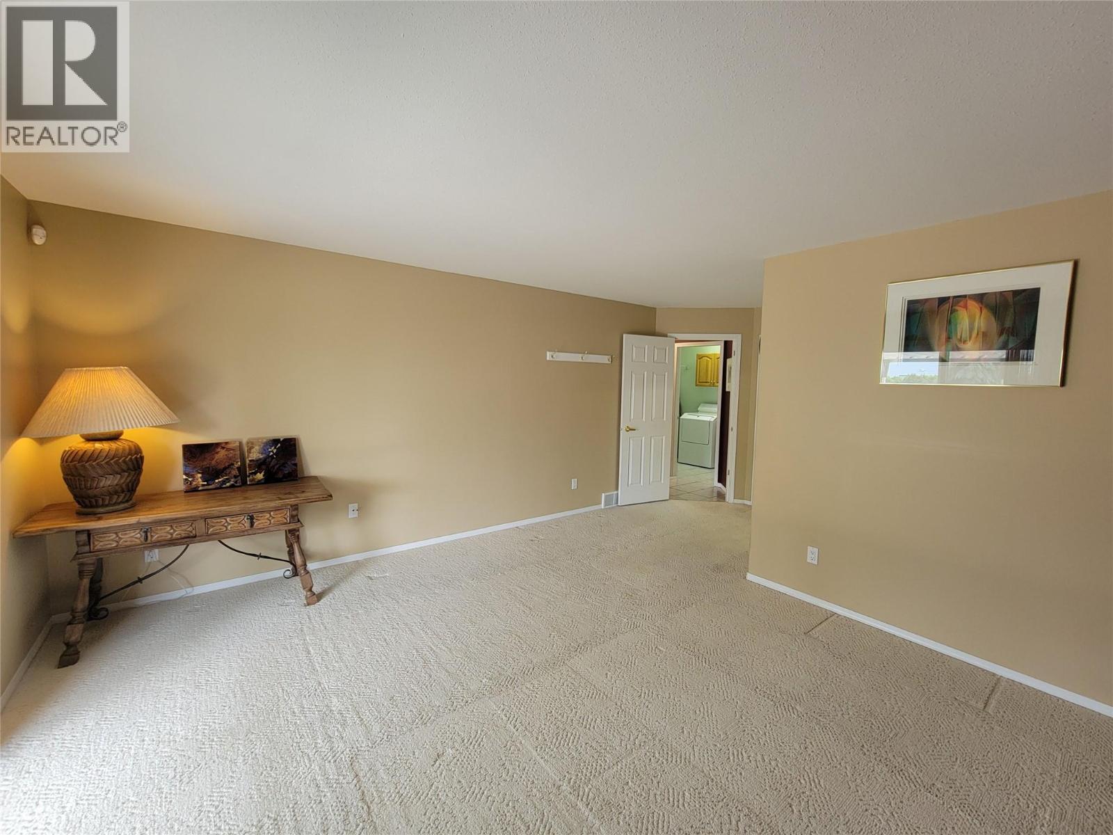  423 Vanderlinde Drive, Keremeos
