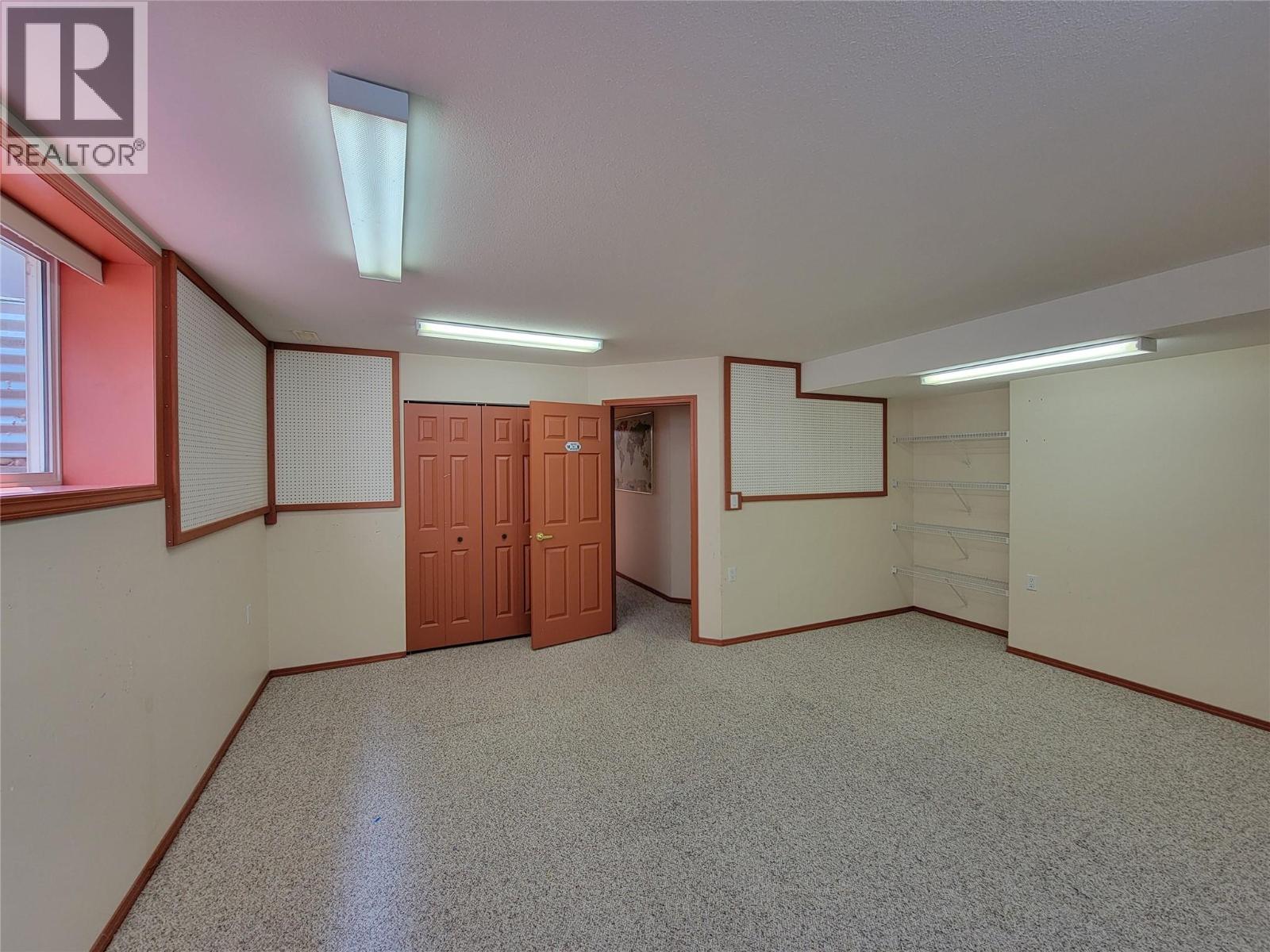  423 Vanderlinde Drive, Keremeos