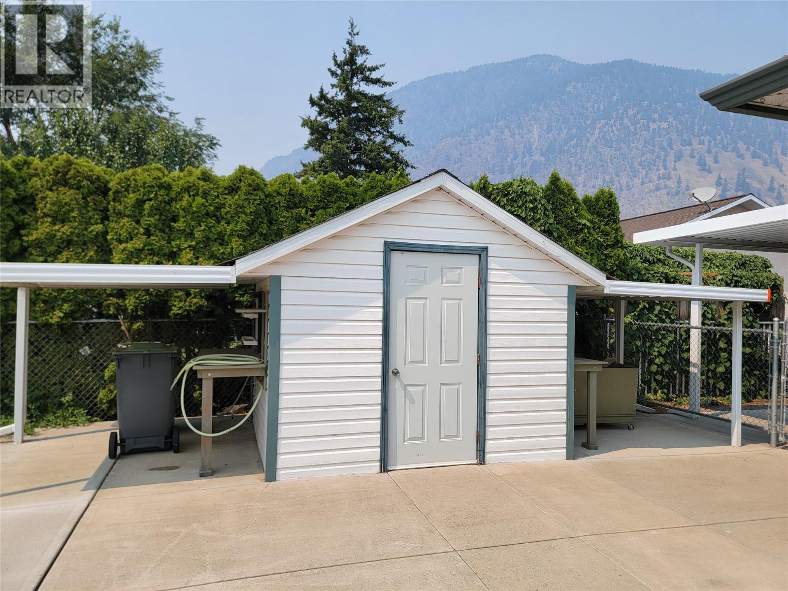  423 Vanderlinde Drive, Keremeos