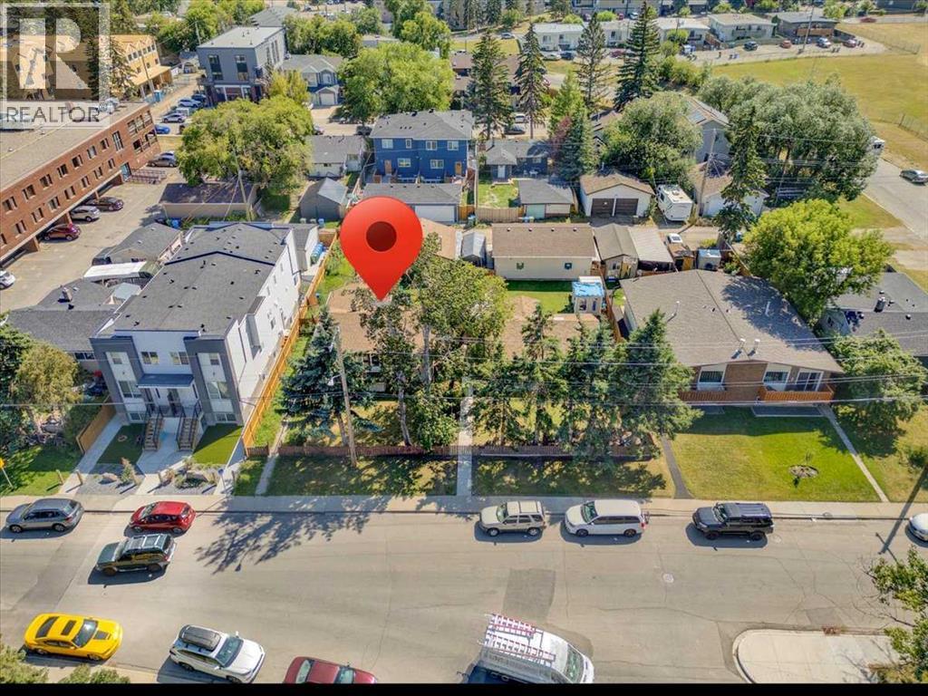 6127 33 Avenue NW - 6