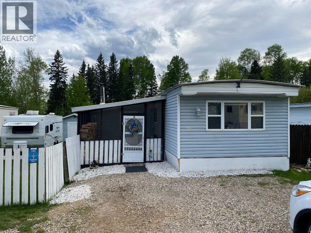 30 Pinewoods Drive