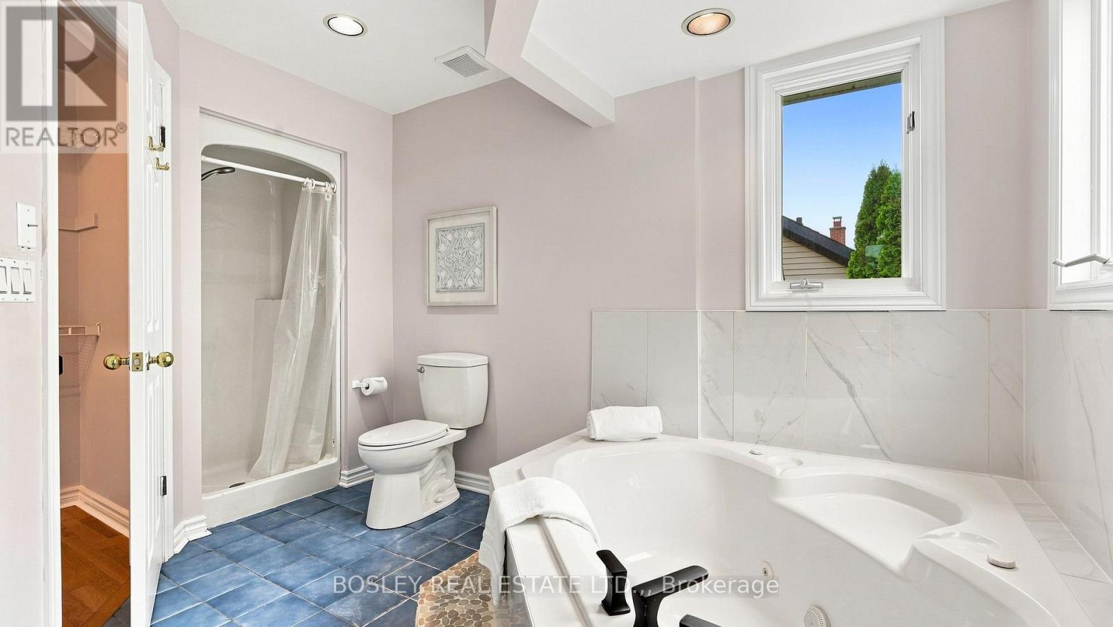 236 NORTHWOOD DRIVE - 20