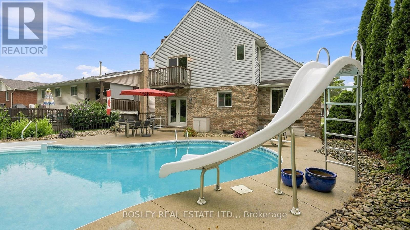 236 NORTHWOOD DRIVE - 27