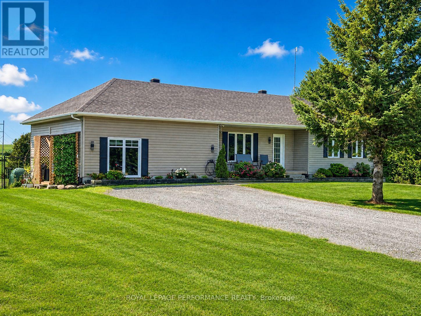 1890 CASSBURN ROAD - 2