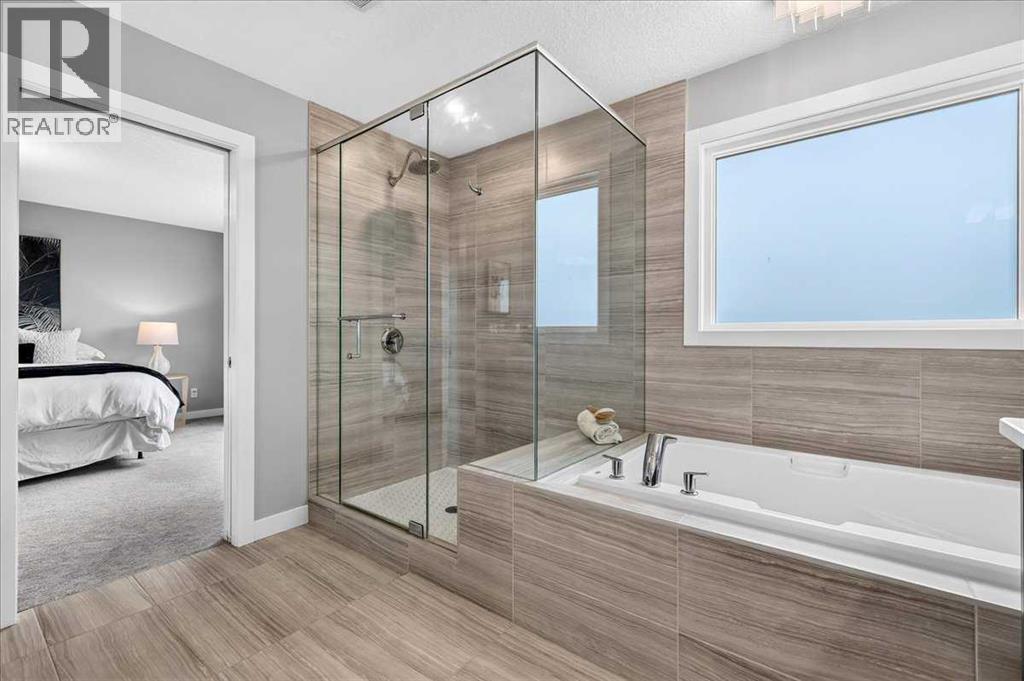 137 Cranbrook Cove SE - Image 35