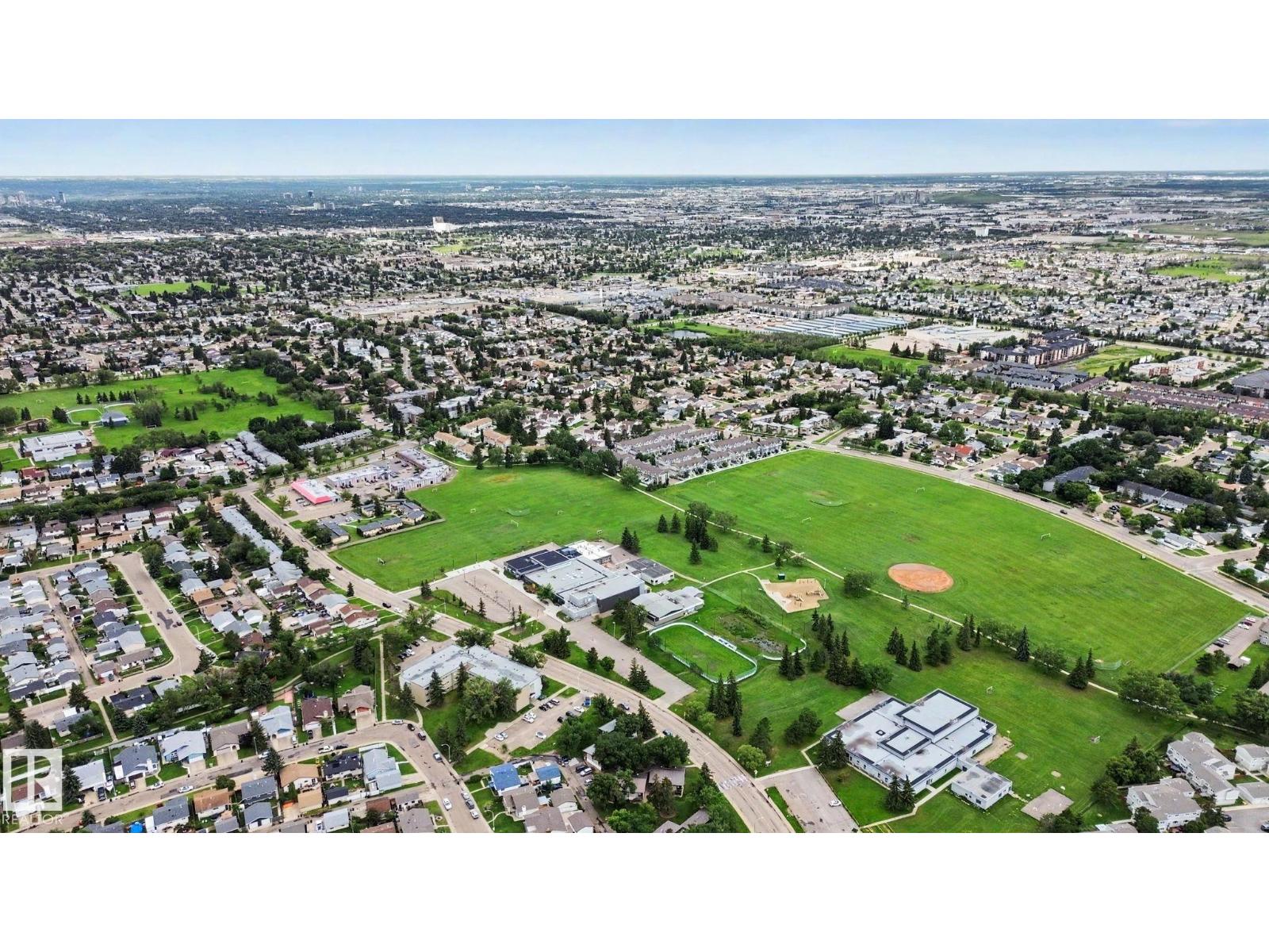 14541 121 ST NW - 44