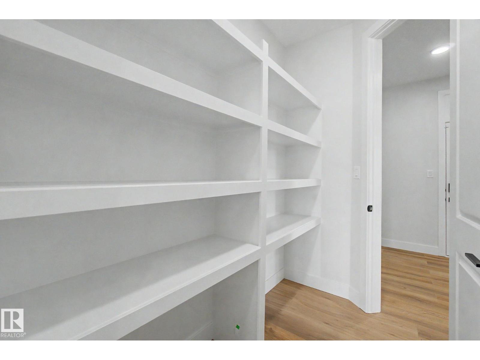 11 PIERWYCK LO - Image 18