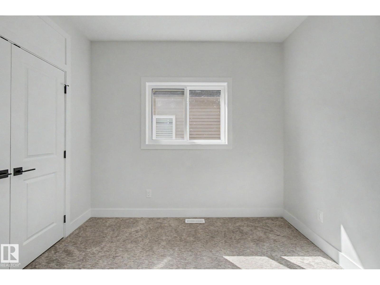 11 PIERWYCK LO - Image 36
