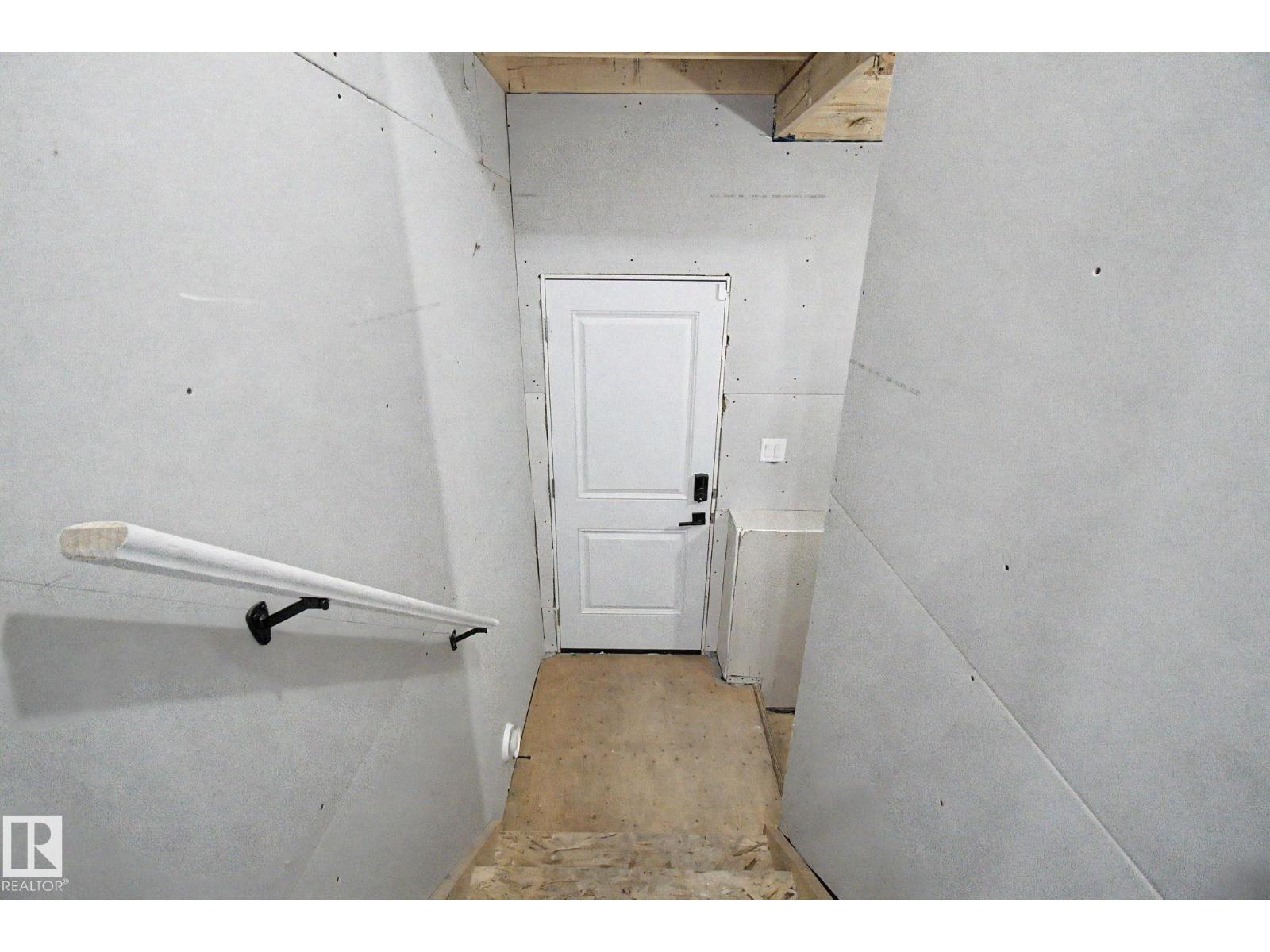 11 PIERWYCK LO - 41