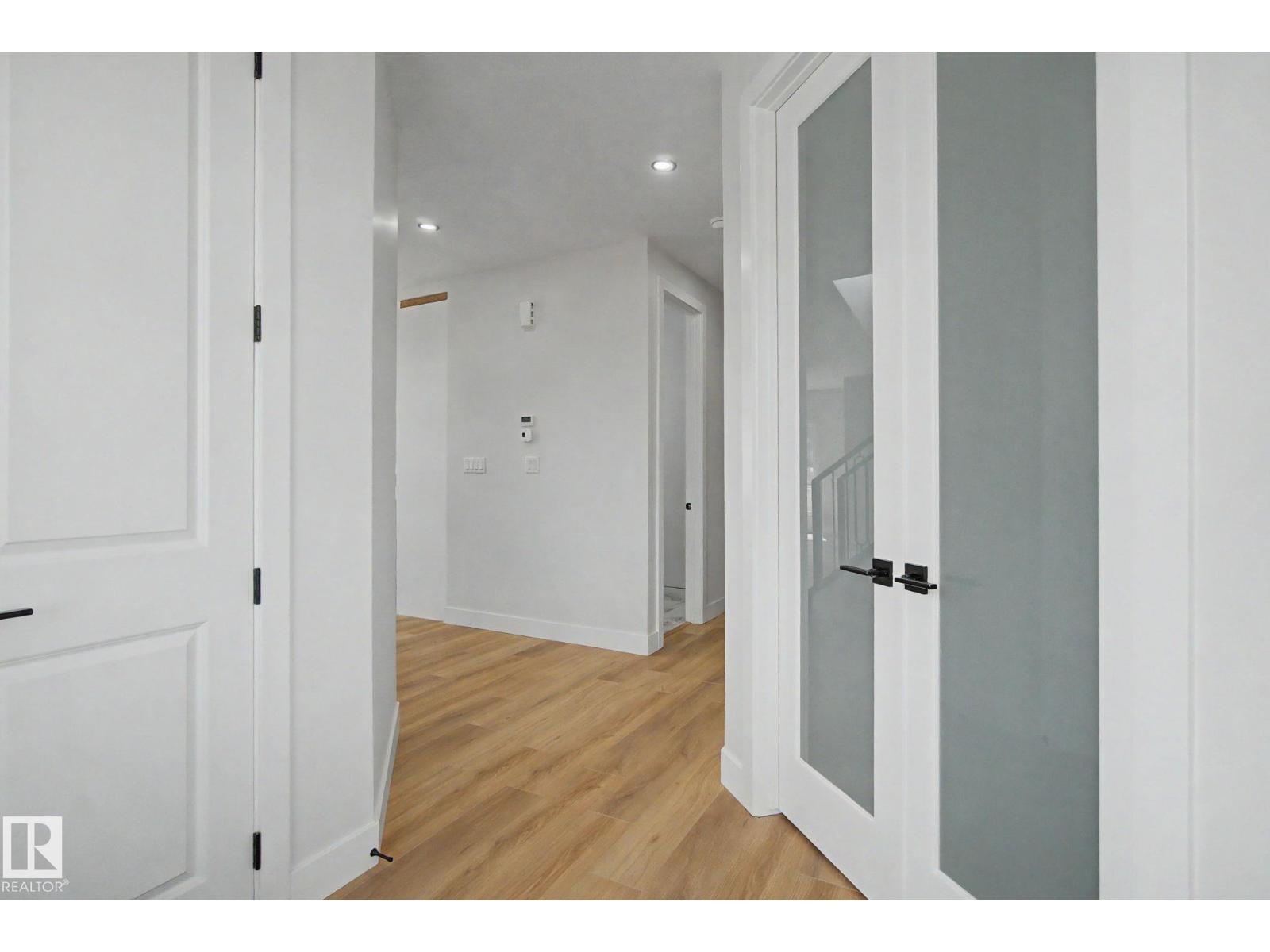 11 PIERWYCK LO - 6
