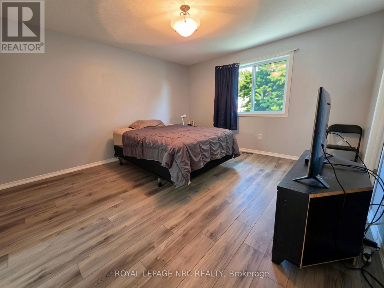 #28 5070 DRUMMOND ROAD - Image 29