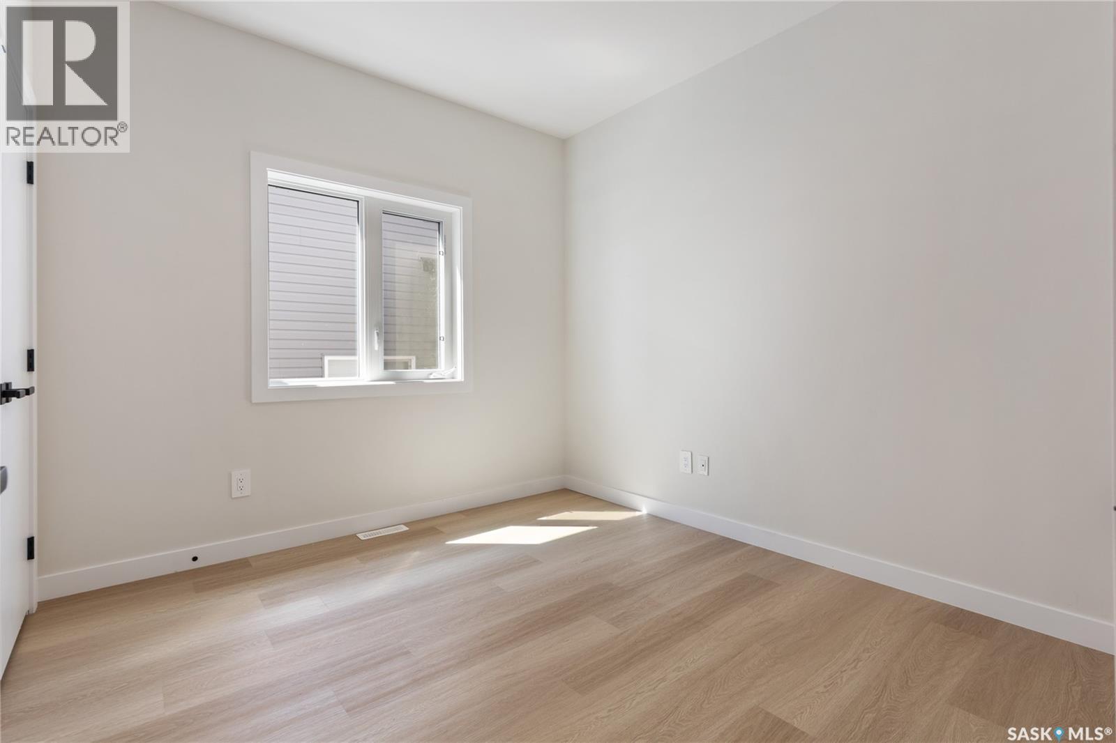 655 Underhill ROAD - Image 18