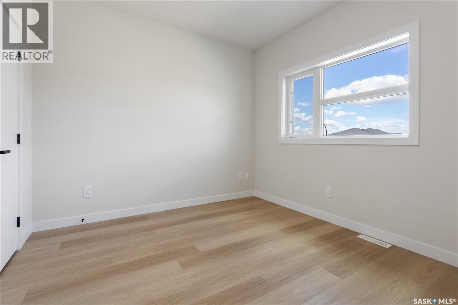 655 Underhill ROAD - Image 22