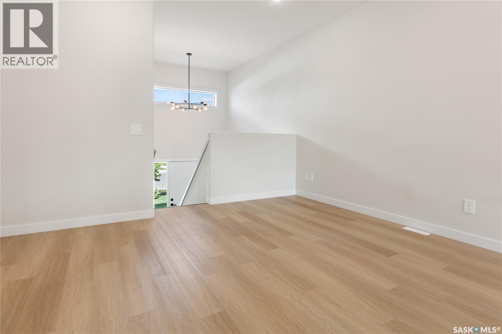 655 Underhill ROAD - Image 4