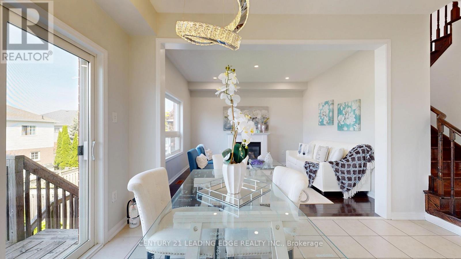 784 ORMOND DRIVE - 13