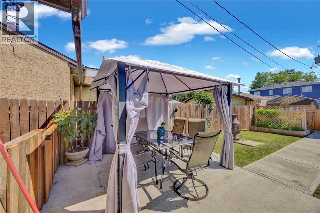 6131 33 Avenue NW - 27