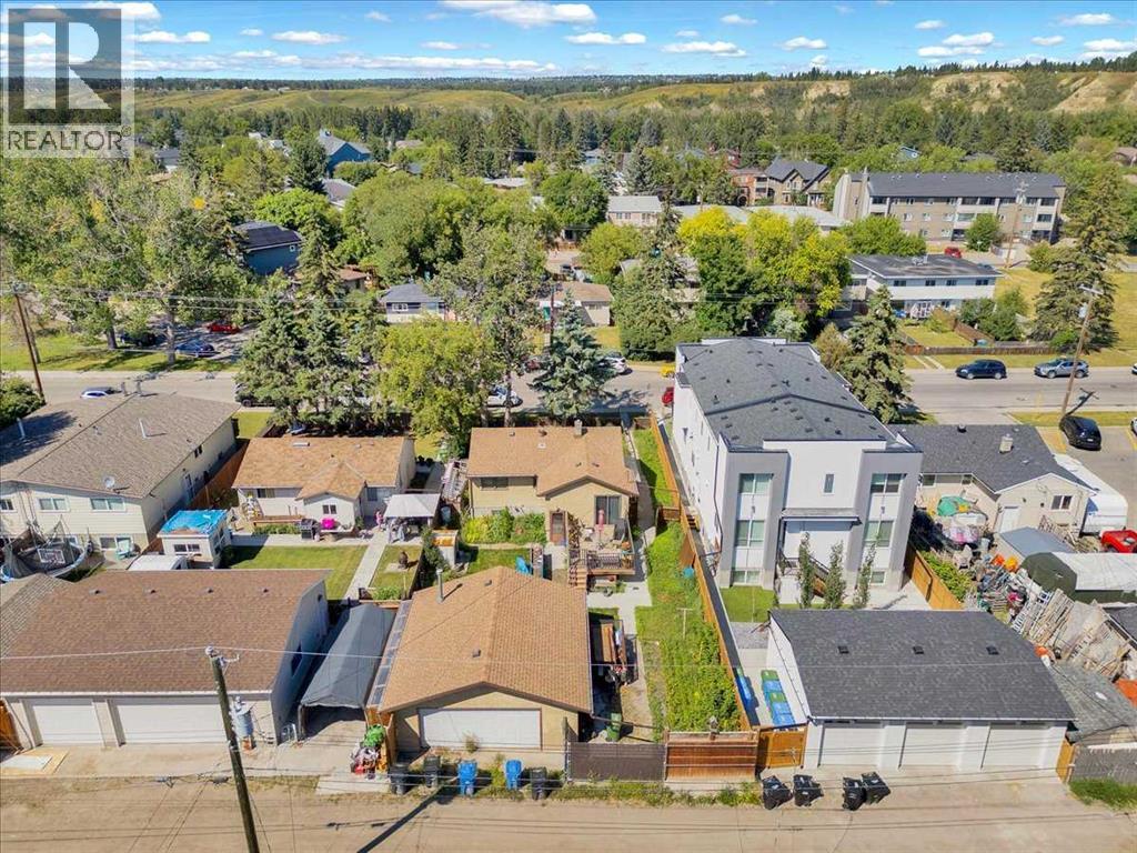 6131 33 Avenue NW - 9