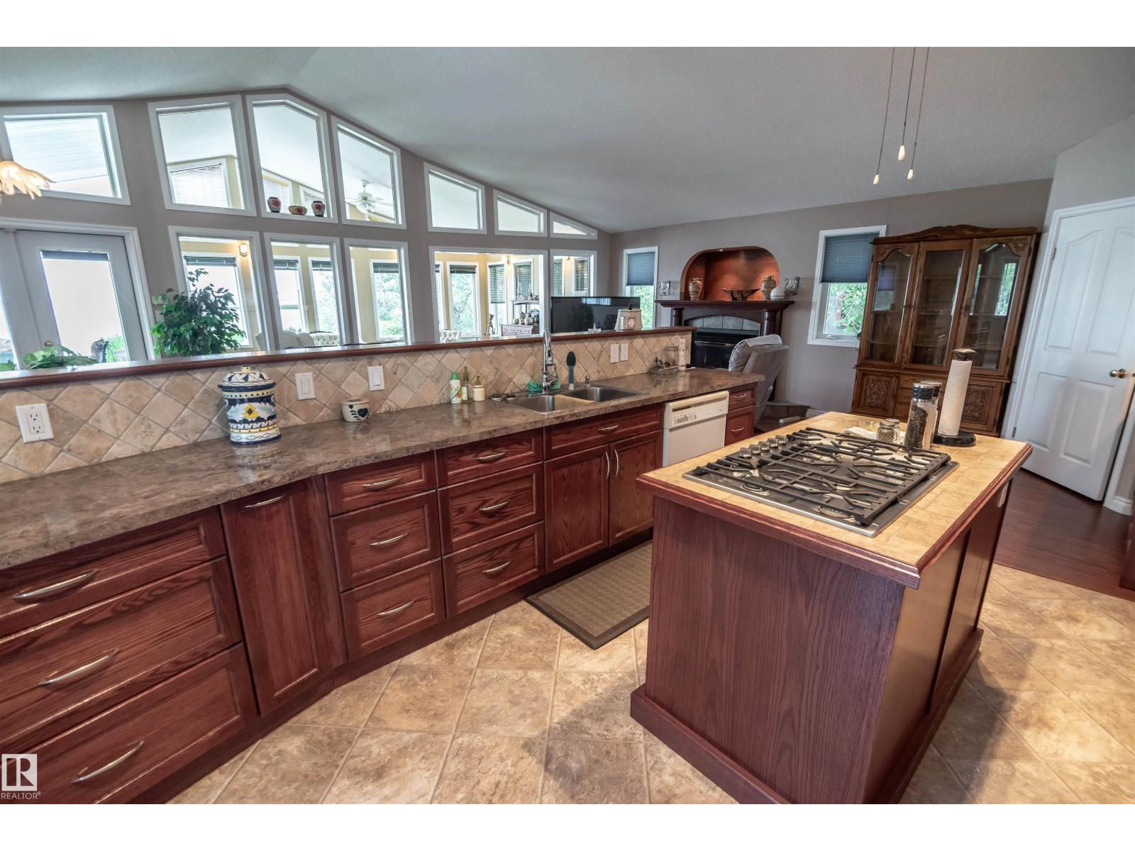 4740 SUNSET Drive - Photo 31